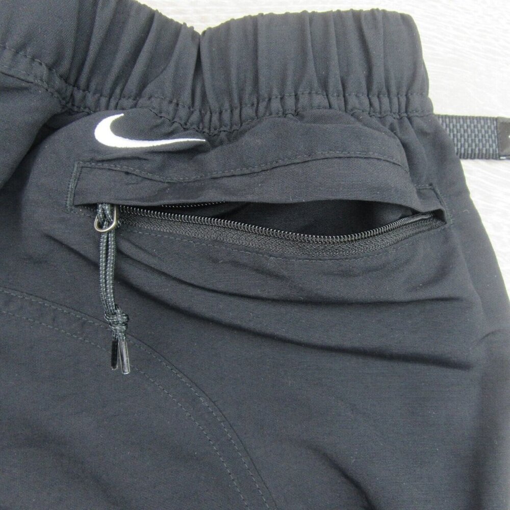 Nike ACG "Snowgrass" Cargo Shorts Mens Size Medium Black NEW - Picture 11 of 16